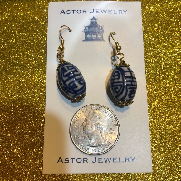 Brand New, Never Worn, Fine Porcelain blue and white dangle earrings - Picture 3 of 5